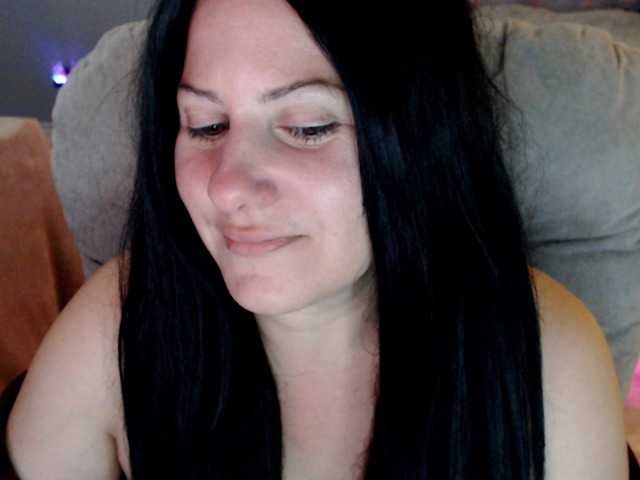 Bellastarrr84 live cam on BongaCams