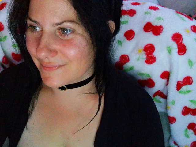 Bellastarrr84 live cam on BongaCams