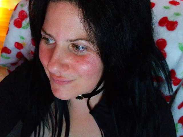 Bellastarrr84 live cam on BongaCams