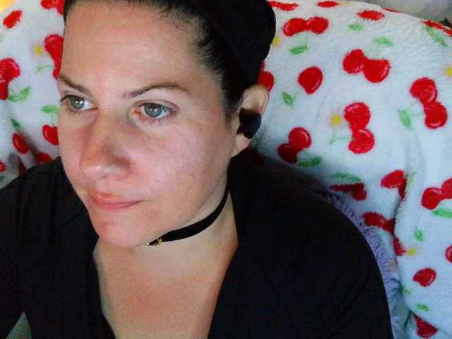 Bellastarrr84 live cam on BongaCams
