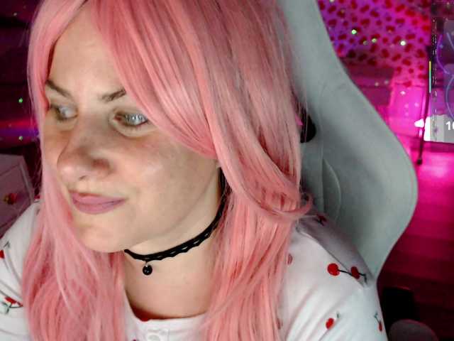 Bellastarrr84 live webcam show