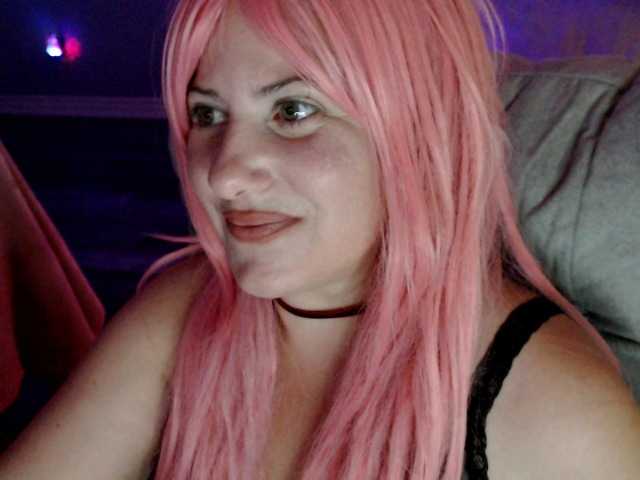 Bellastarrr84 live cam on BongaCams