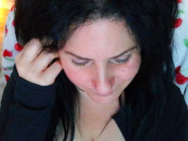Bellastarrr84 live cam on BongaCams