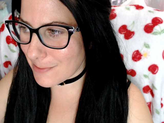 Bellastarrr84, live now on BongaCams