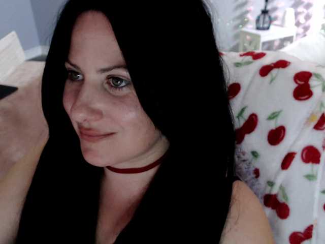 Bellastarrr84 live cam on BongaCams