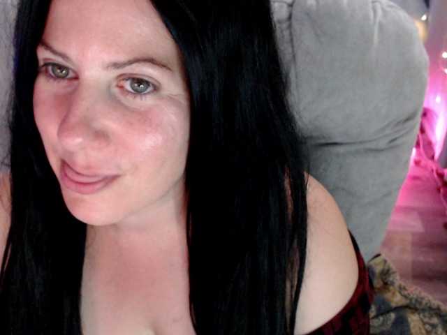 Bellastarrr84 live cam preview