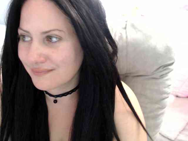 Bellastarrr84 webcam