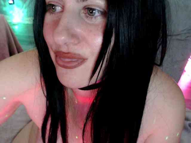 Bellastarrr84 webcam