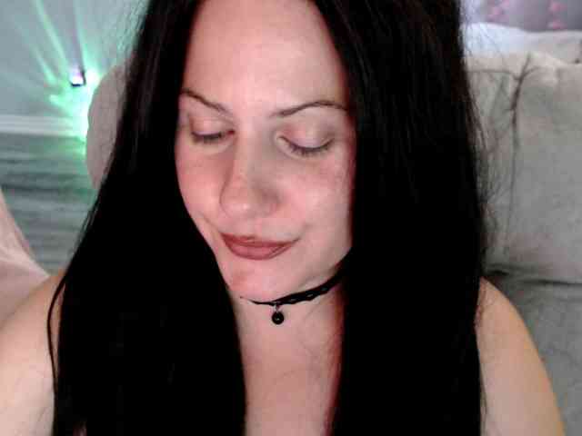 Bellastarrr84 webcam