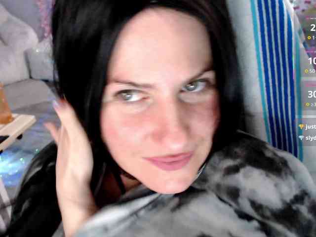 Bellastarrr84 webcam