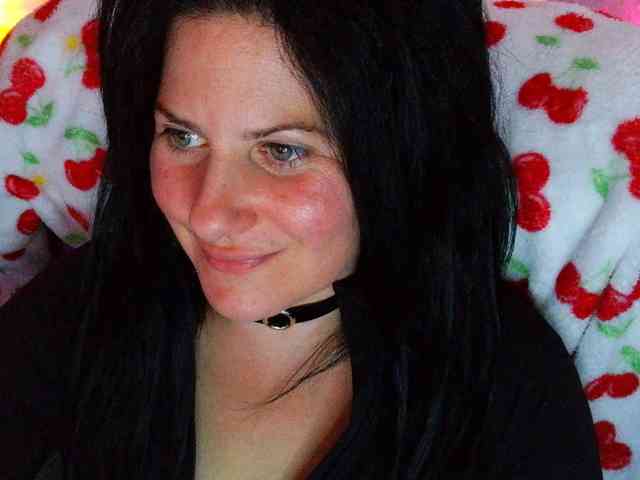 Bellastarrr84 webcam