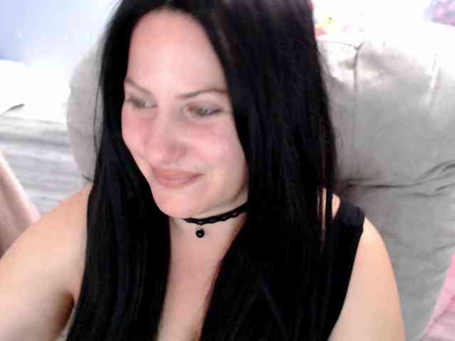Bellastarrr84 webcam