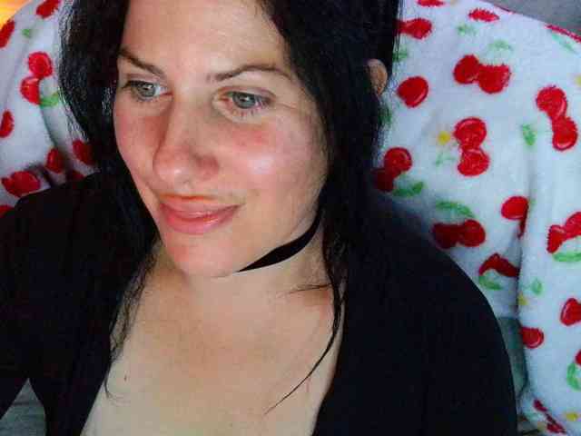 Bellastarrr84 webcam
