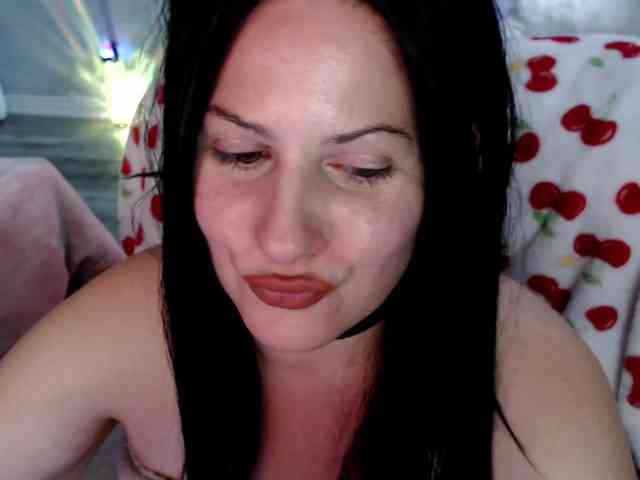 Bellastarrr84 webcam