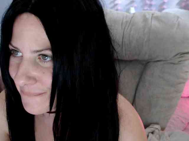 Bellastarrr84 webcam