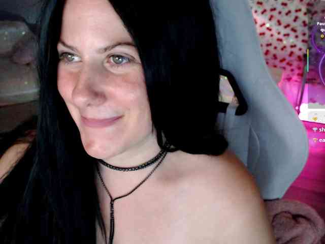 Bellastarrr84 webcam
