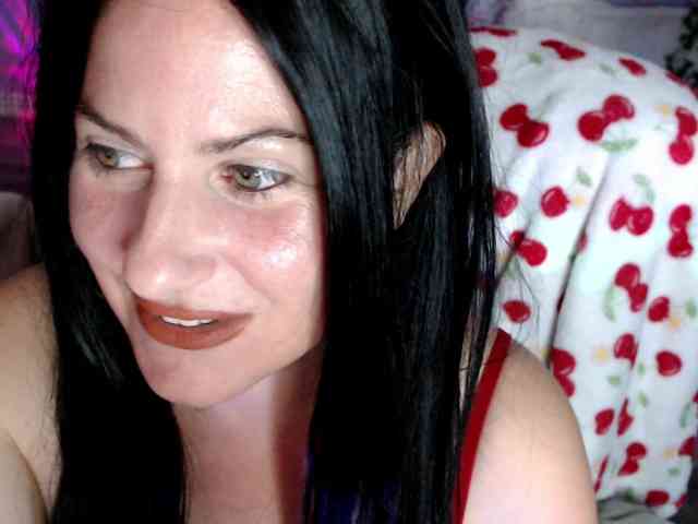 Bellastarrr84 webcam