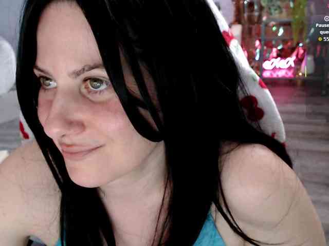 Bellastarrr84 webcam