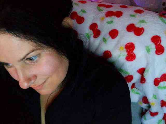 Bellastarrr84 webcam