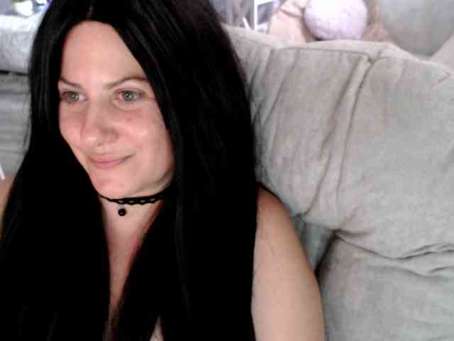 Bellastarrr84 webcam