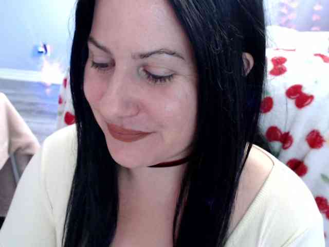 Bellastarrr84 webcam