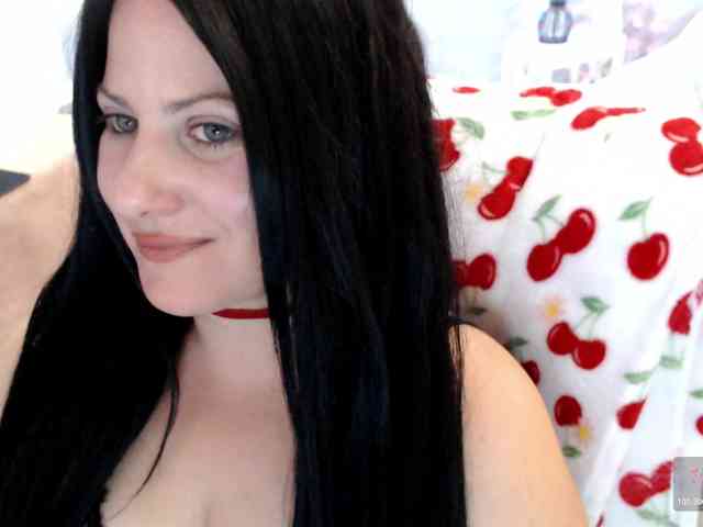 Bellastarrr84 webcam