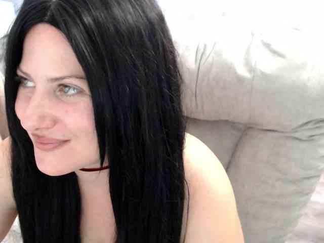 Bellastarrr84 webcam