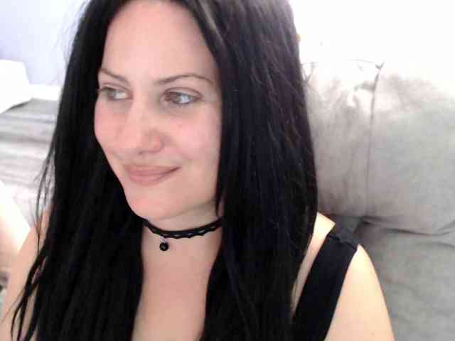 Bellastarrr84 webcam