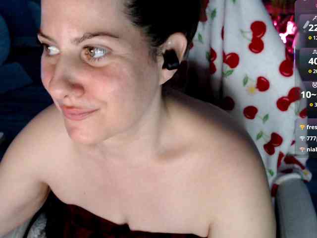 Bellastarrr84 webcam