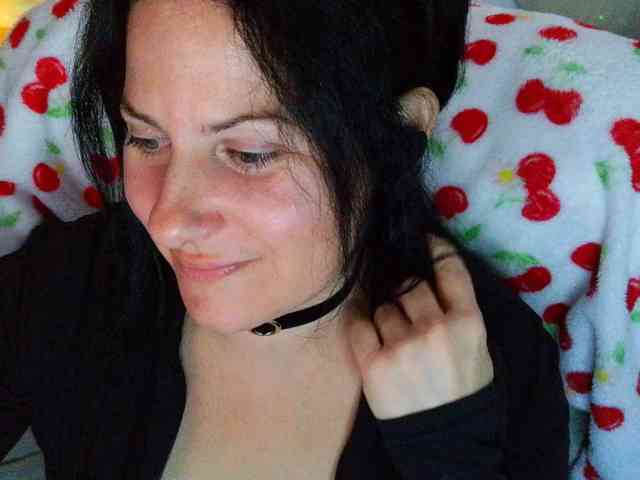 Bellastarrr84 webcam