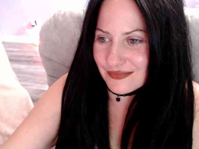 Bellastarrr84 webcam