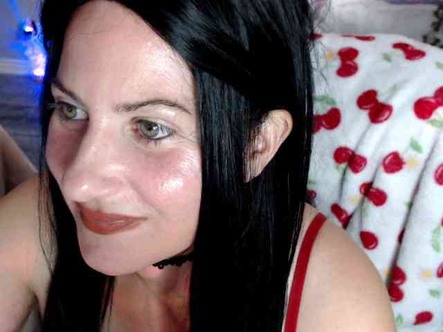Bellastarrr84 webcam