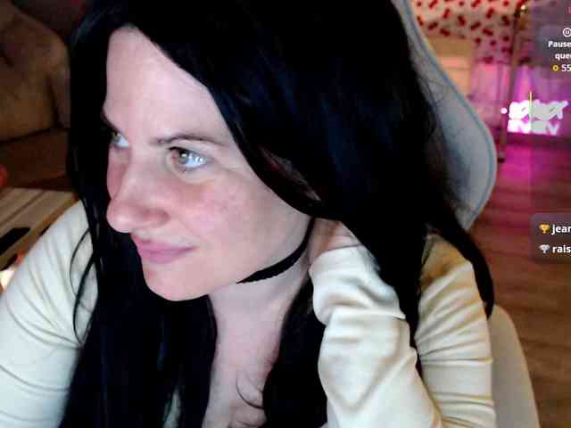 Bellastarrr84 webcam