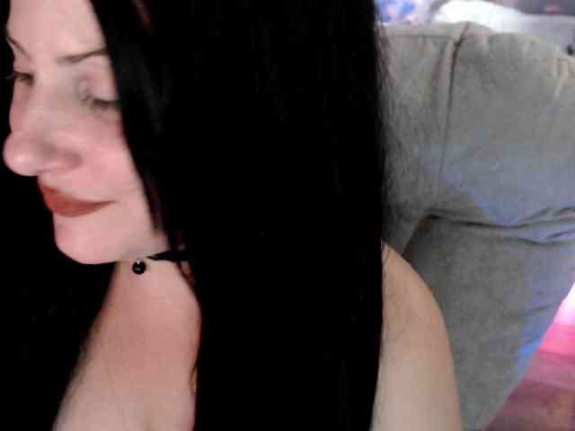 bellastarrr84's live room