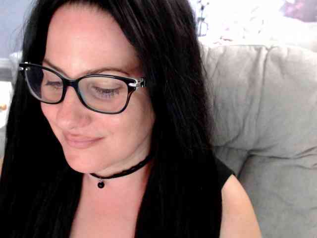 Bellastarrr84 webcam