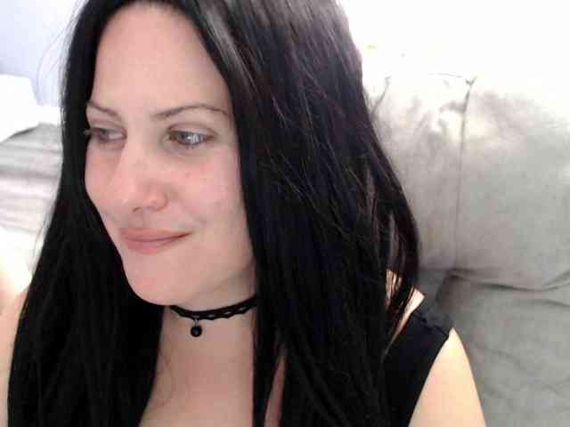 Bellastarrr84 webcam