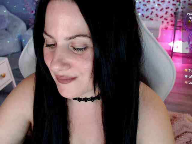 Bellastarrr84 webcam