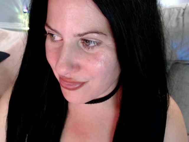 Bellastarrr84 webcam