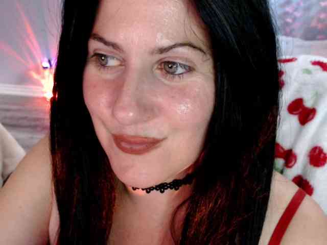 Bellastarrr84 webcam