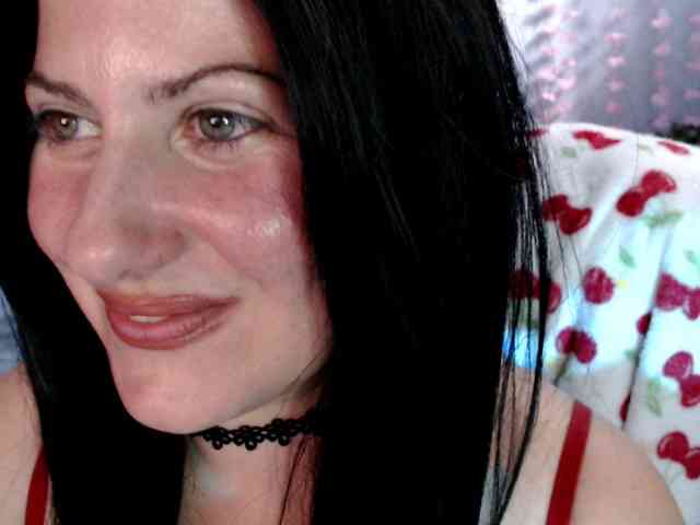 Bellastarrr84 webcam