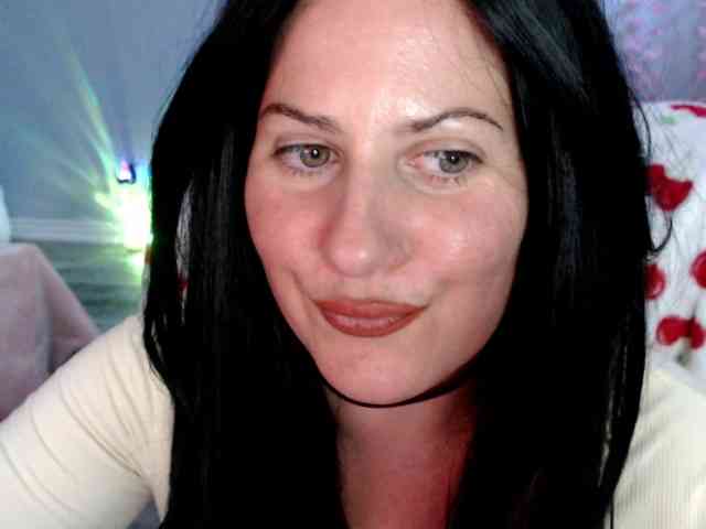 Bellastarrr84 webcam