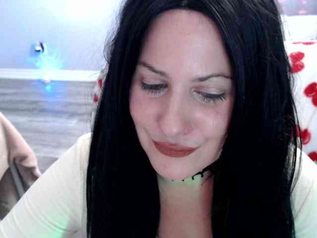Bellastarrr84 webcam