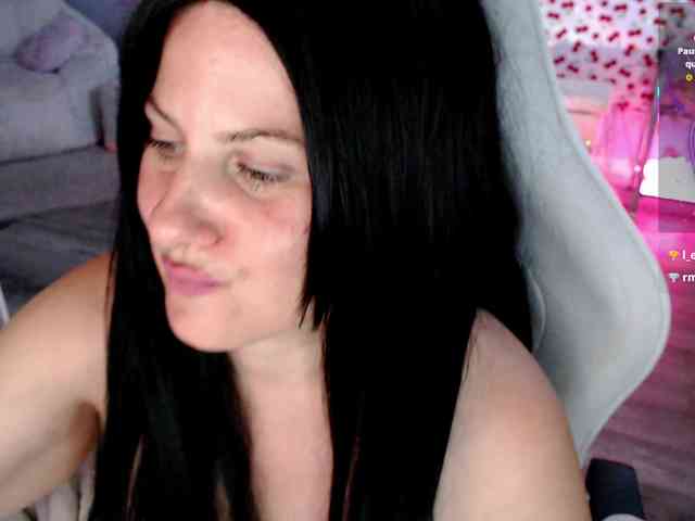 Bellastarrr84 webcam
