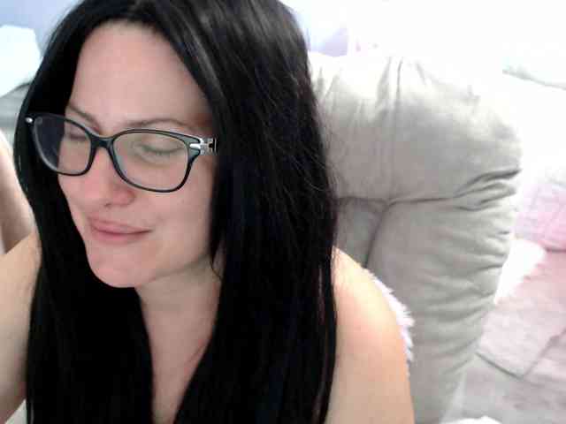 Bellastarrr84 webcam