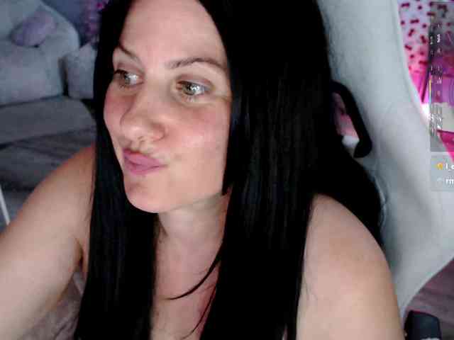 Bellastarrr84 webcam