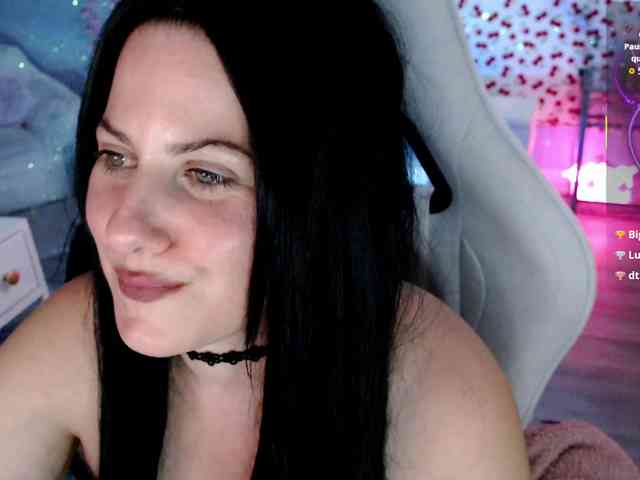 Bellastarrr84 webcam