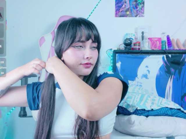 littlejinx live cam on BongaCams