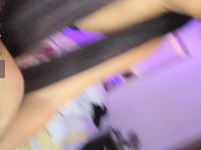 charlottesweet live cam on BongaCams