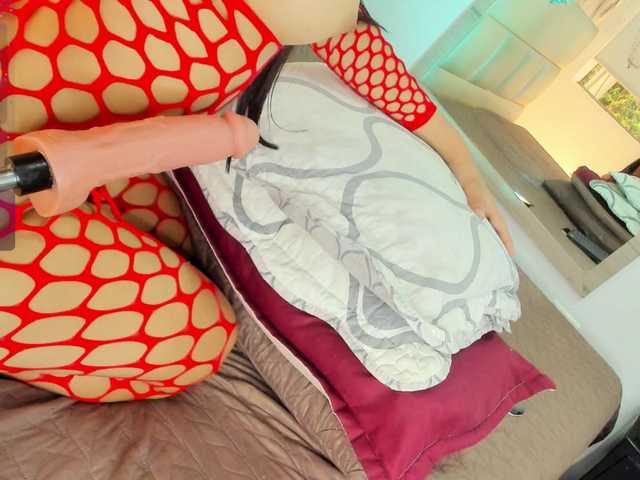 charlottesweet live cam on BongaCams