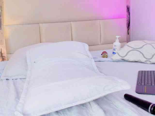 charlottesweet webcam